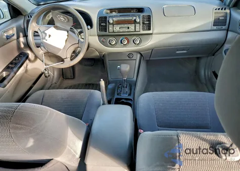 2006 Toyota Camry Le z USA, uszkodzony, nr VIN 4T1BE32K26U676411